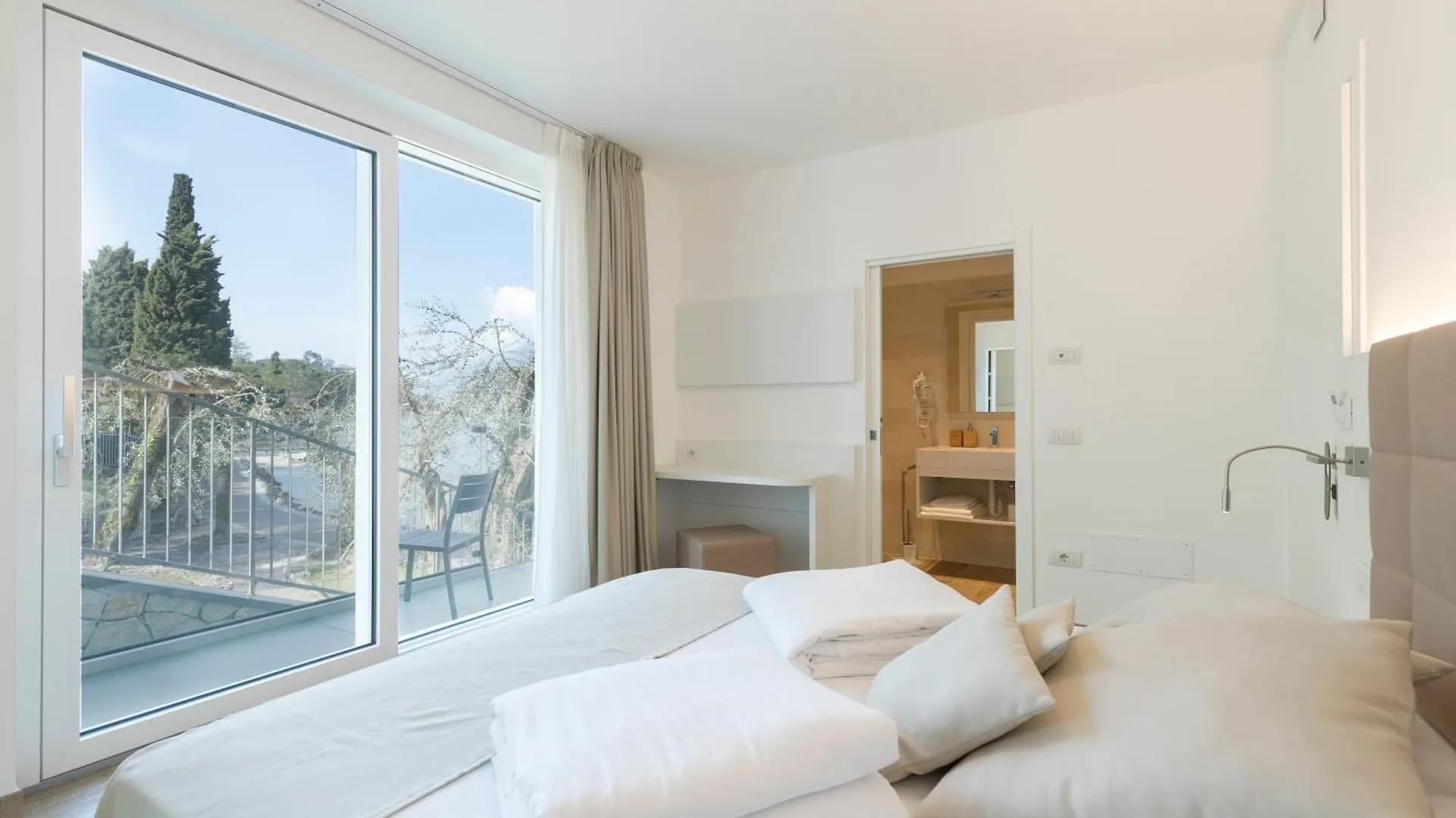 Gabbiano Hotel Malcesine 0*,