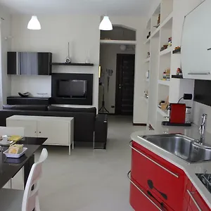  Bed & Breakfast A Casa Di Marcy Italy
